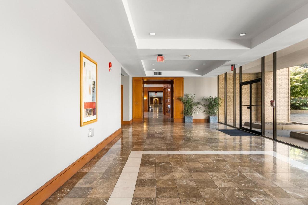 Urbandelight Crystal City Mins To Dc Free Parking 阿林顿 外观 照片