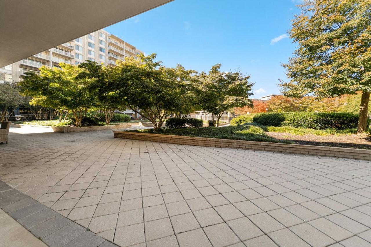 Urbandelight Crystal City Mins To Dc Free Parking 阿林顿 外观 照片