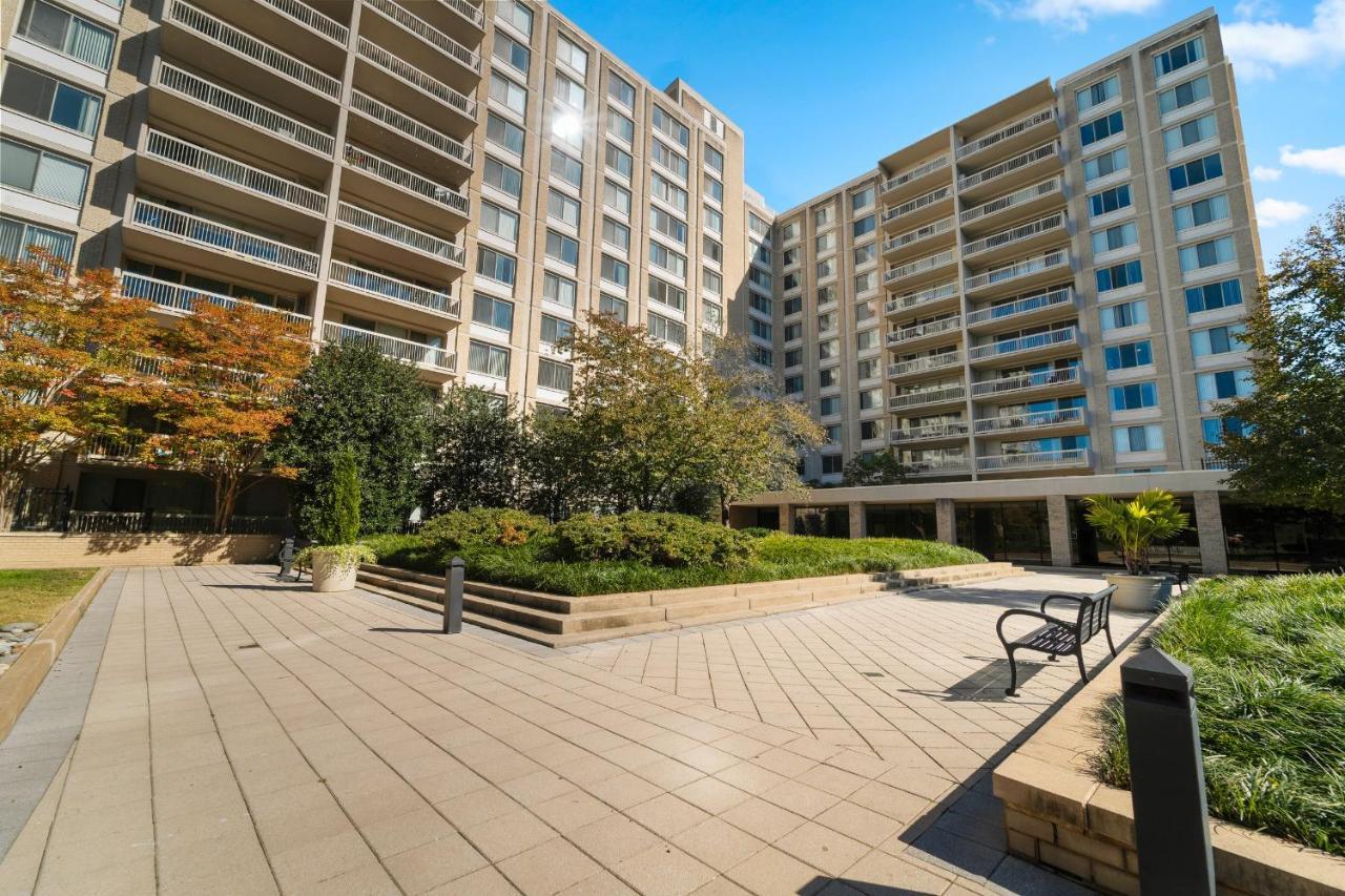 Urbandelight Crystal City Mins To Dc Free Parking 阿林顿 外观 照片